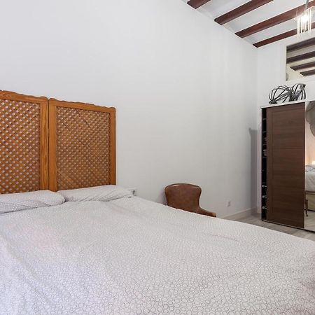 Monlau 12 Villa Barcelona Exterior photo