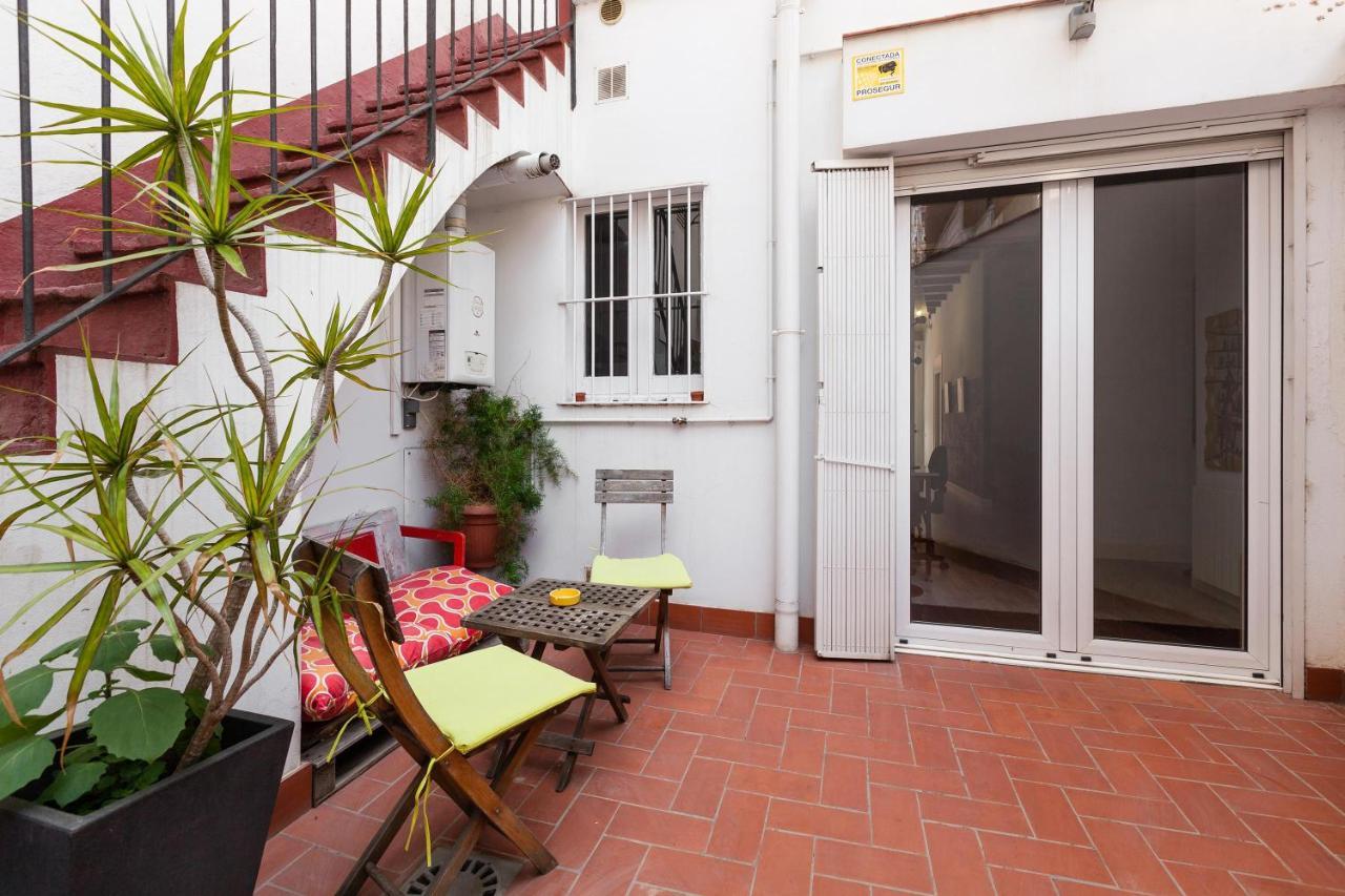 Monlau 12 Villa Barcelona Exterior photo