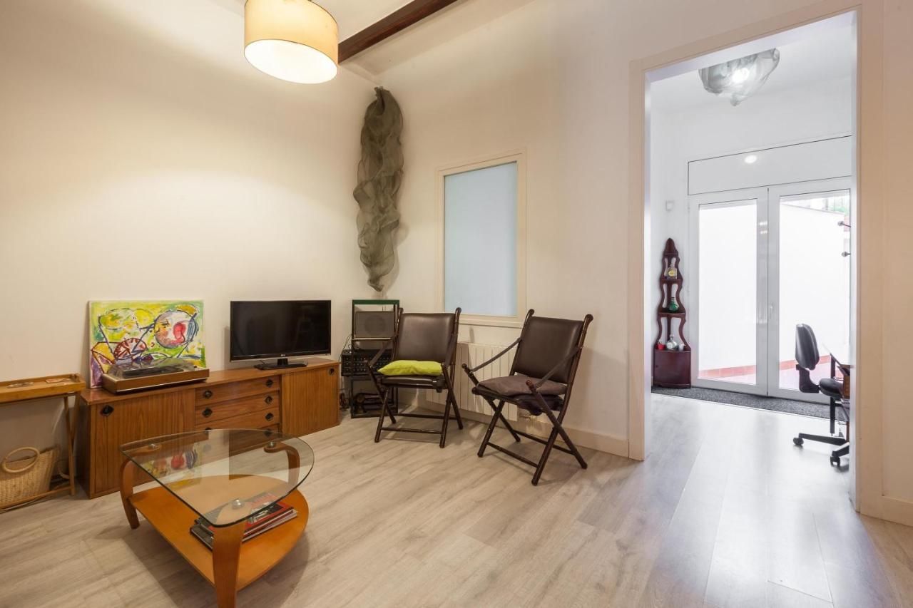 Monlau 12 Villa Barcelona Exterior photo