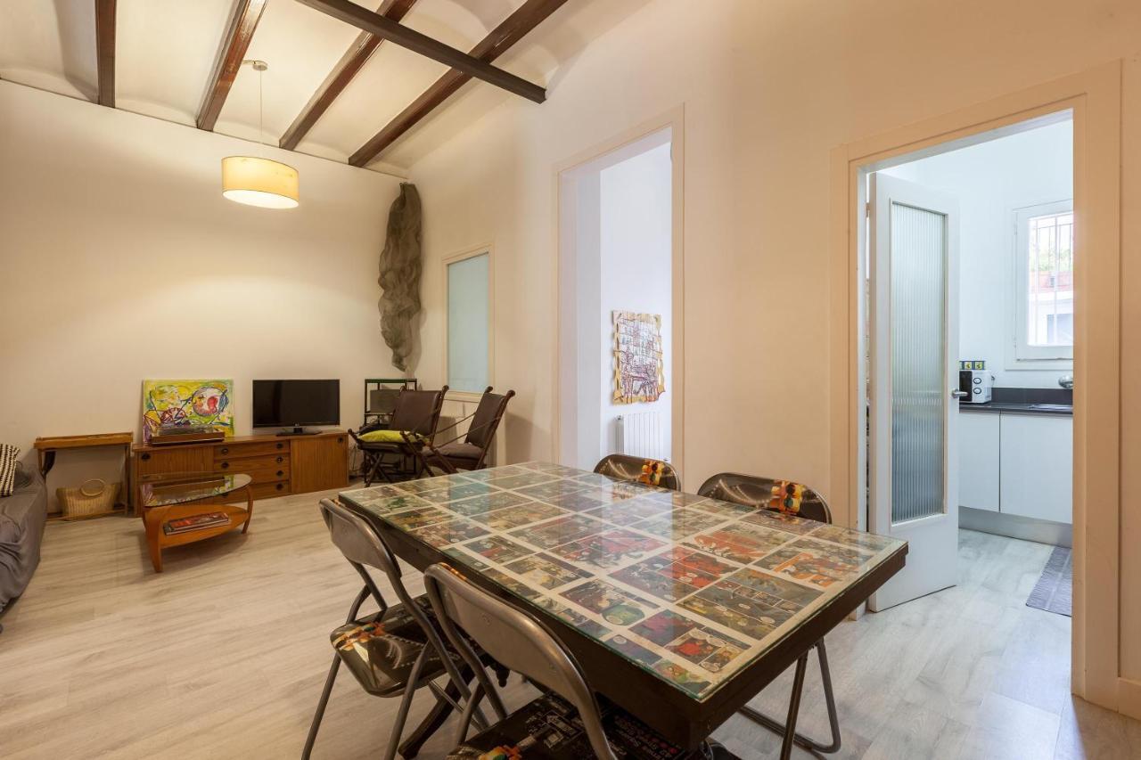 Monlau 12 Villa Barcelona Exterior photo