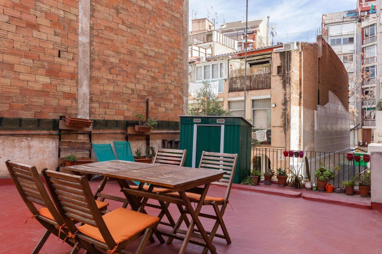 Monlau 12 Villa Barcelona Exterior photo